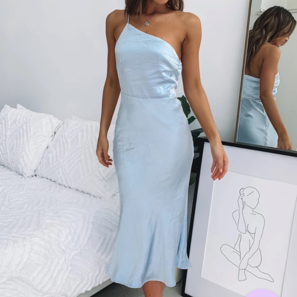 One Shoulder Blue Midi Gown